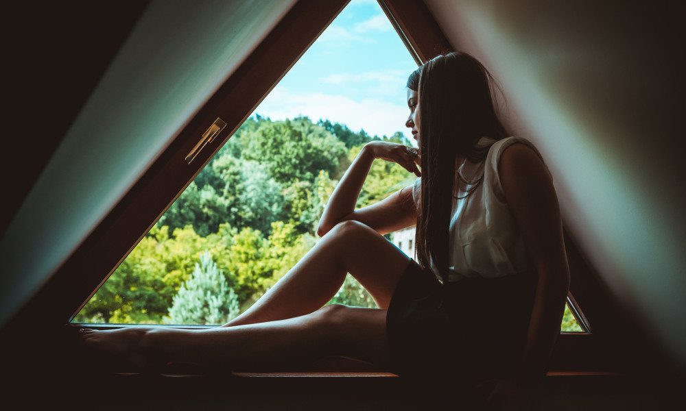 5 Signs You Spend Too Much Time Alone