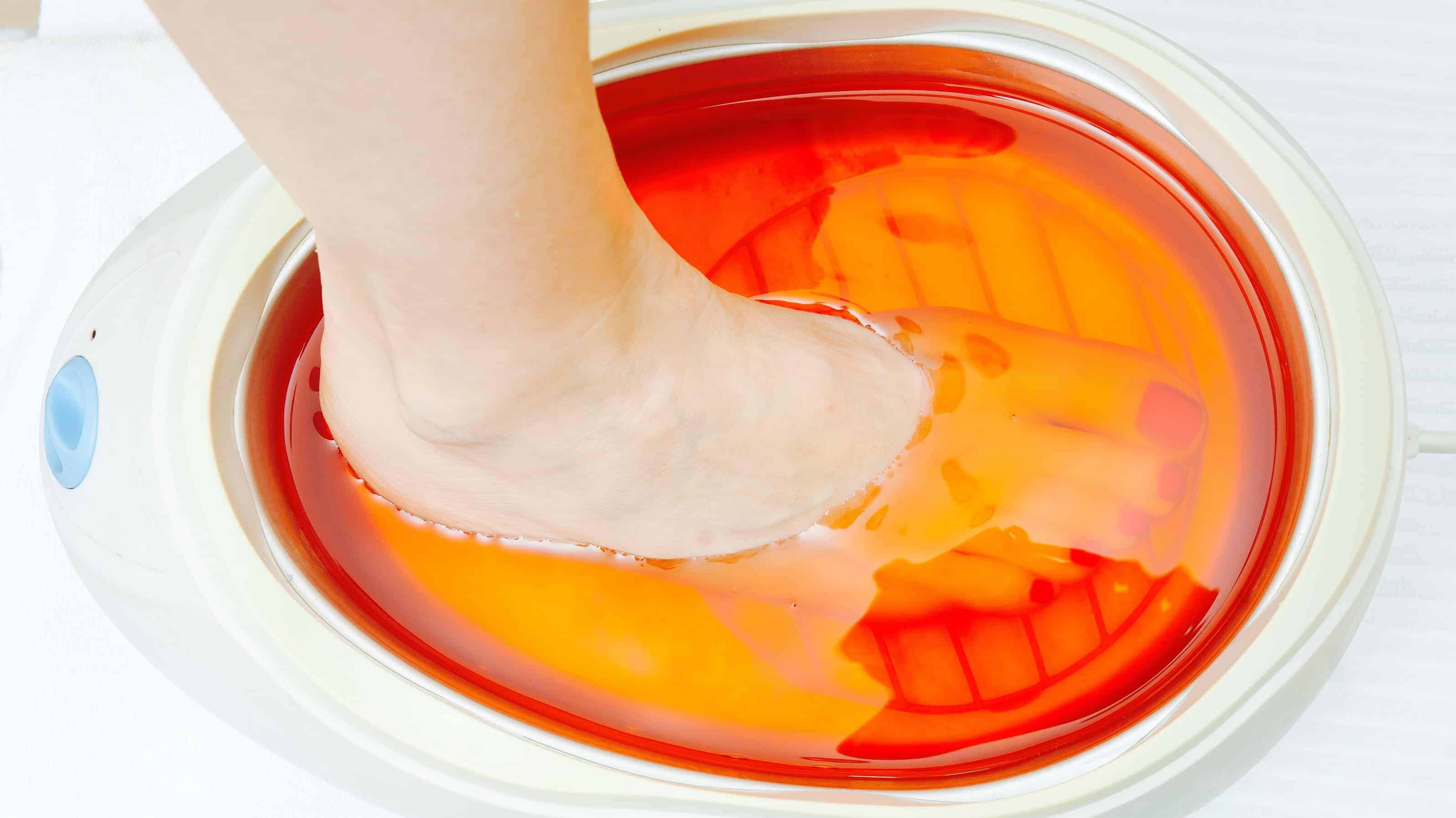 How To Make an Apple Cider Vinegar Detox Foot Soak To Flush Toxins and Heal Your Body