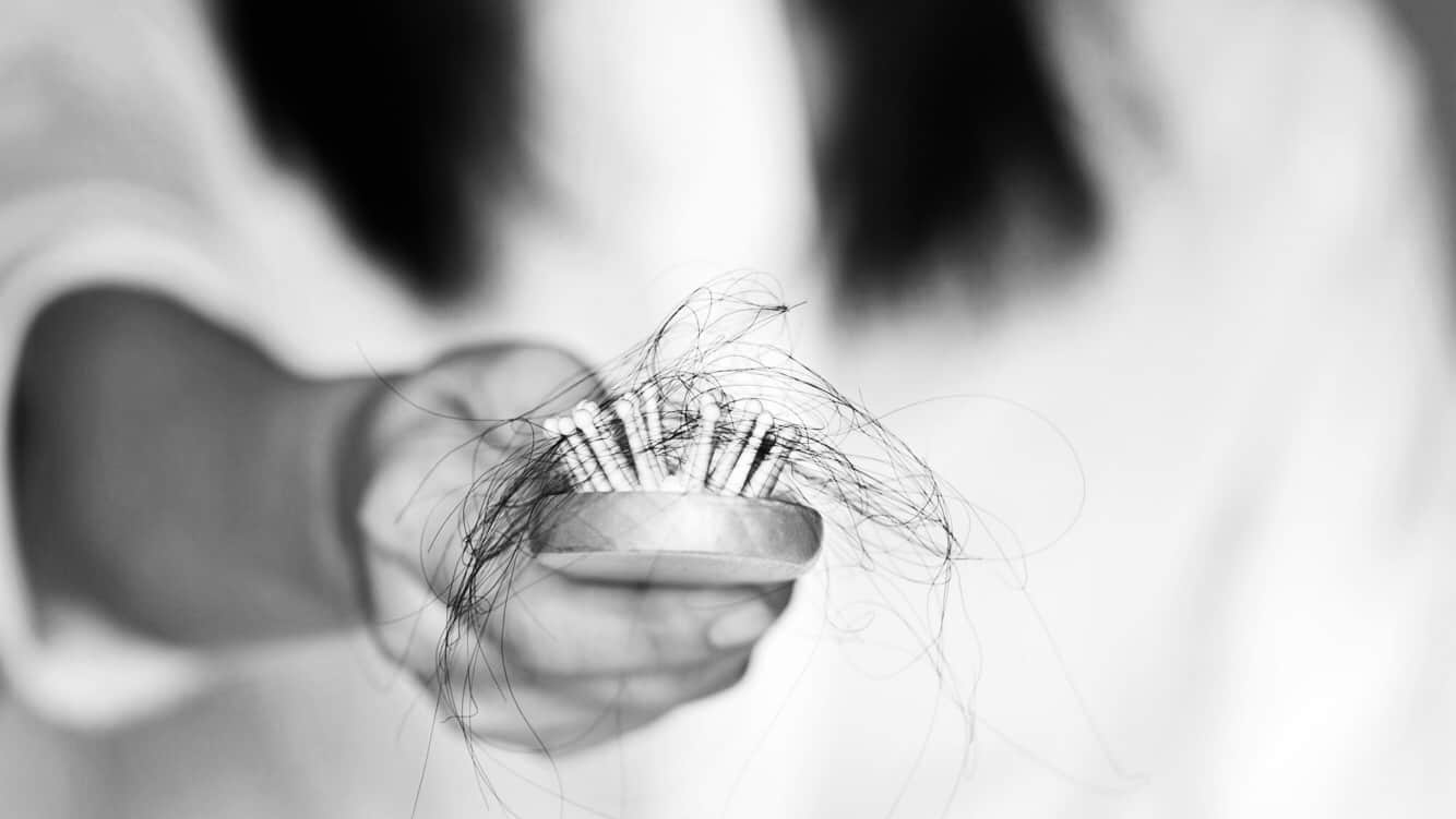5 Reasons Women Lose Hair (And How To Fix It)
