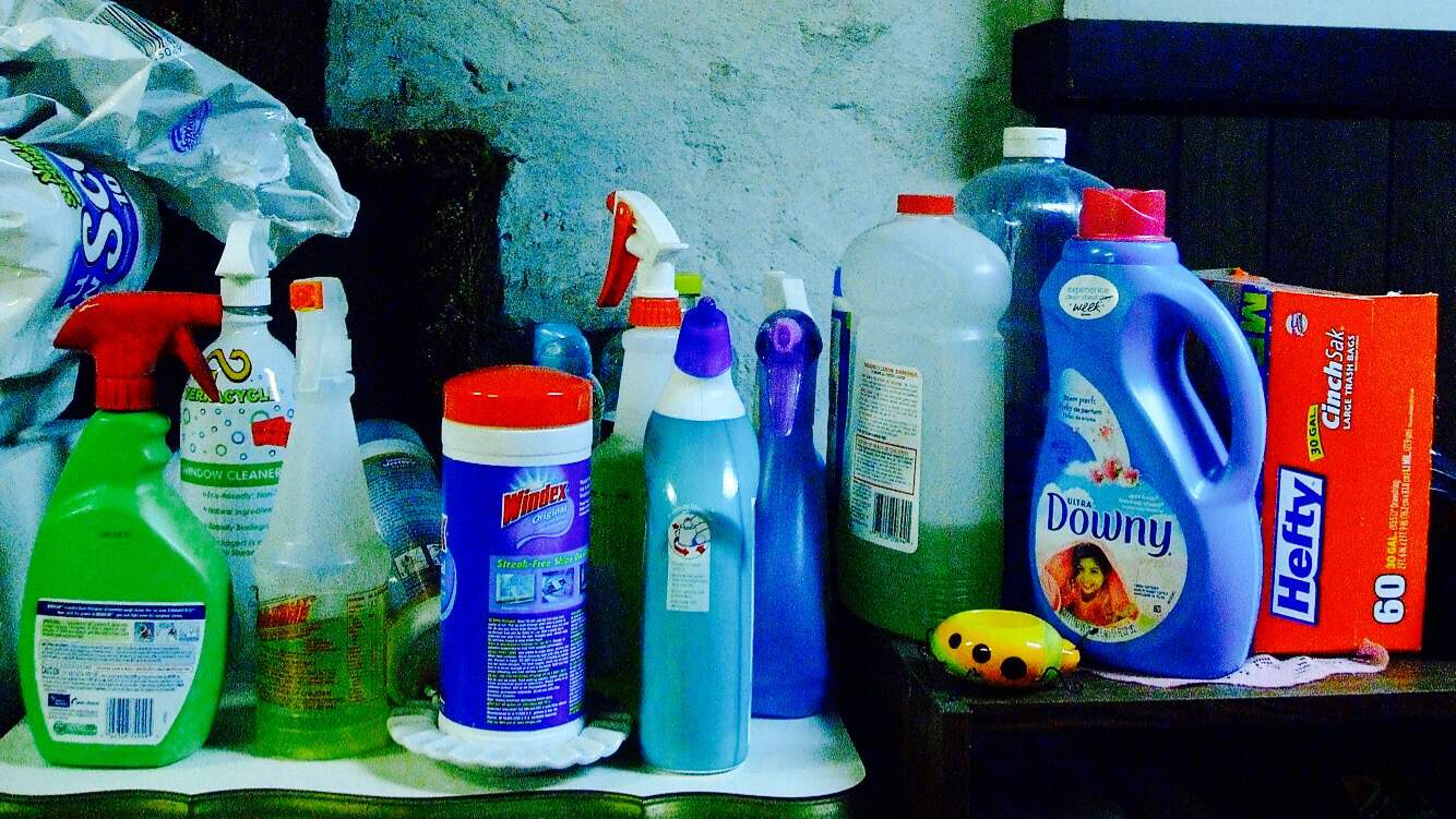 8 Things In Your Home to Throw Away Immediately For Better Health