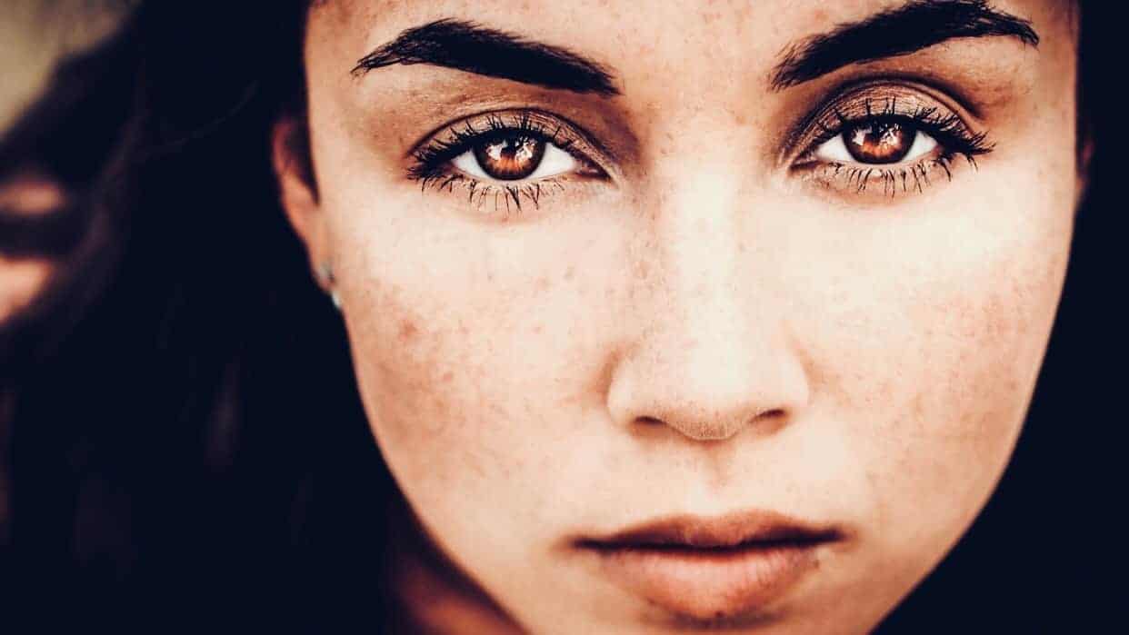 Researchers Reveal Why People With Brown Eyes Are Trusted More