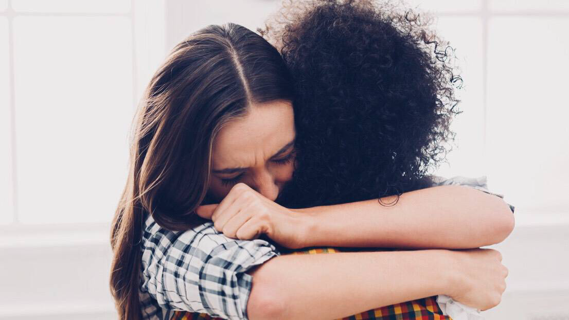 5 Loving Ways To Support Someone Who Just Left An Abusive Relationship