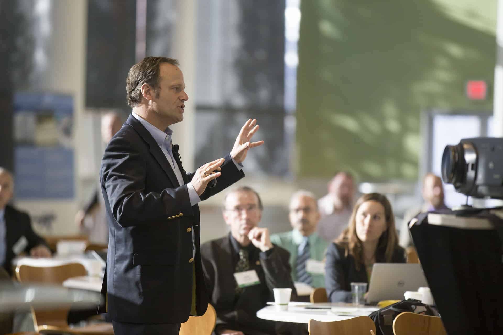 This is What I Did to Overcome My Fear of Public Speaking in Just 1 Week