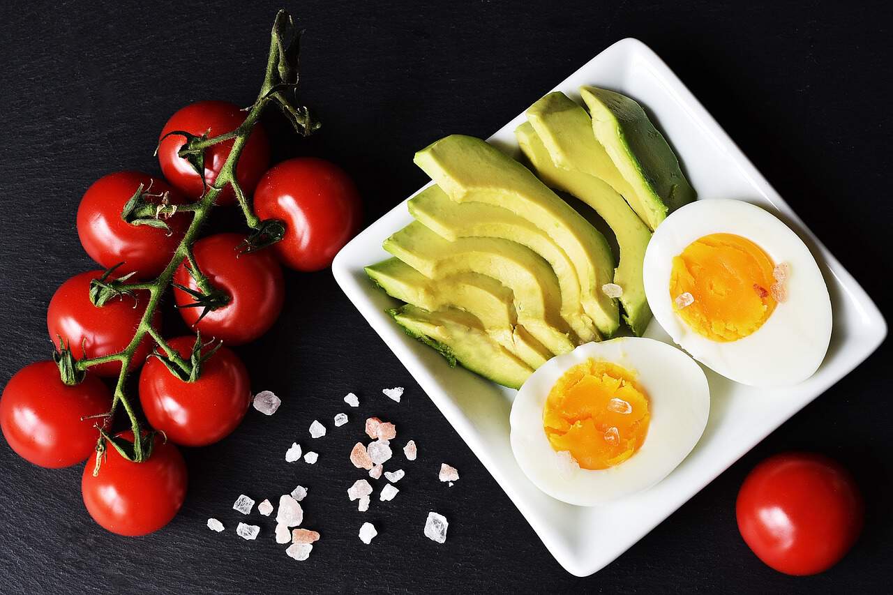 5 Ways A High Fat Diet Can Help You Burn Fat and Lose Weight