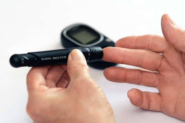 how to control blood sugar naturally