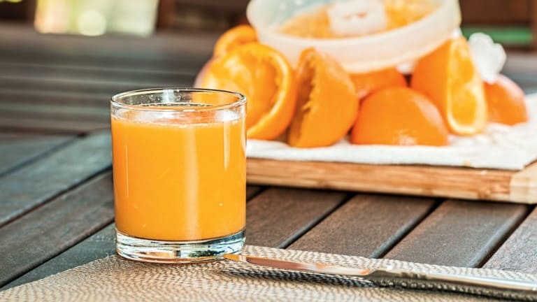 orange and orange juice