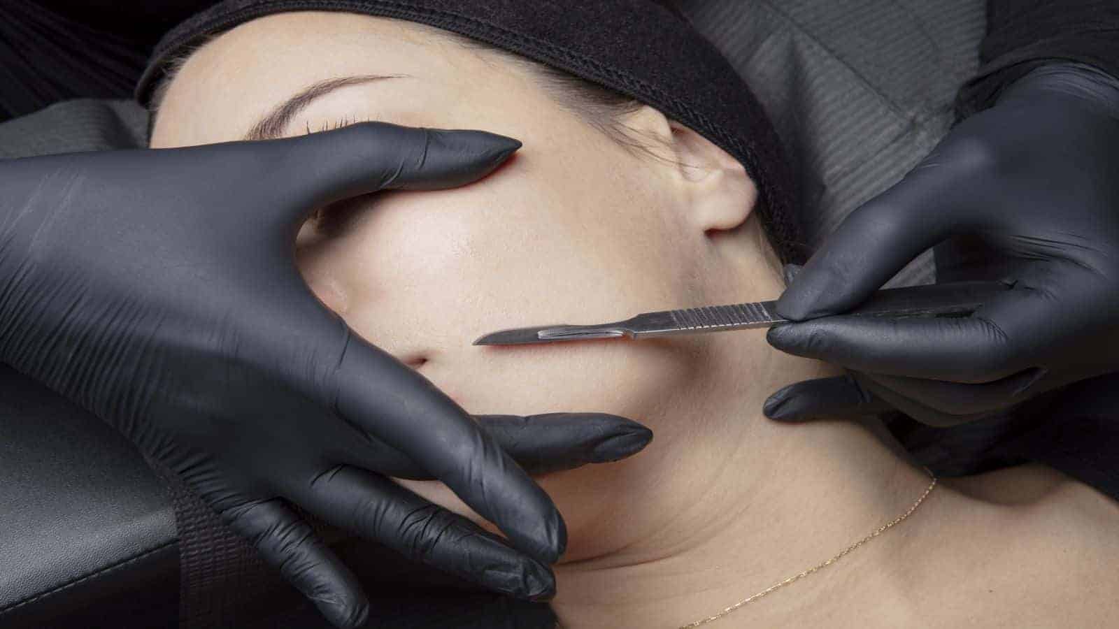 Dermatologists Explain the Pros and Cons of Dermaplaning for Glowing Skin