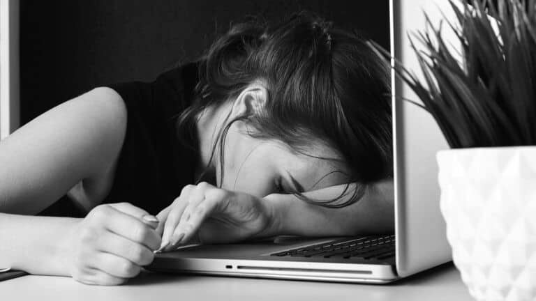 feel sleepy