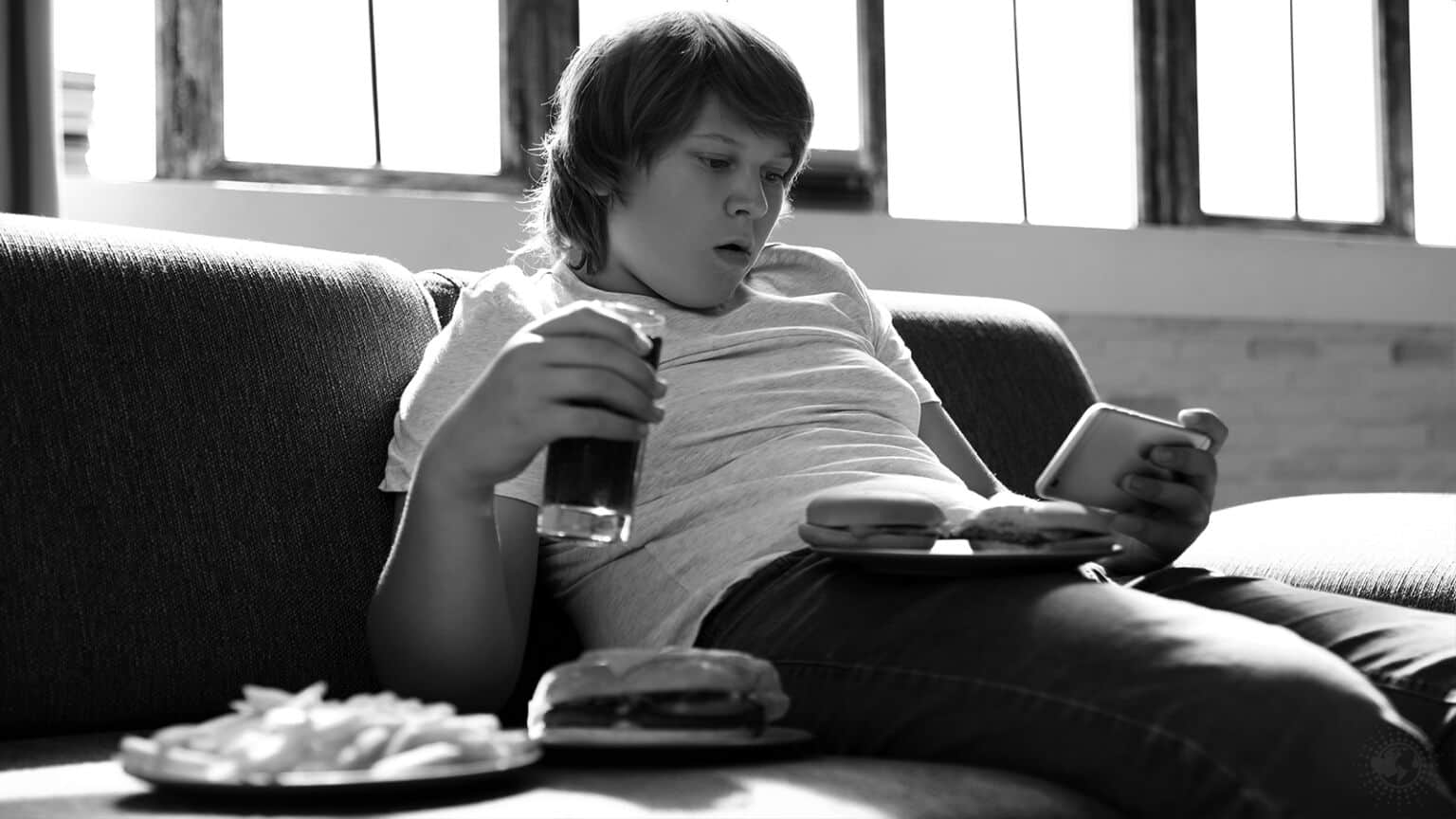 Psychologist Discovers How Your Brain Can Make You Overeat