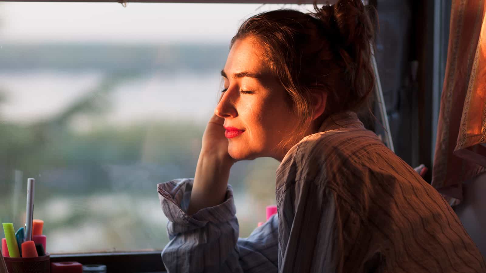 Morning Sunlight Helps You Heal in 4 Surprising Ways, According to Science