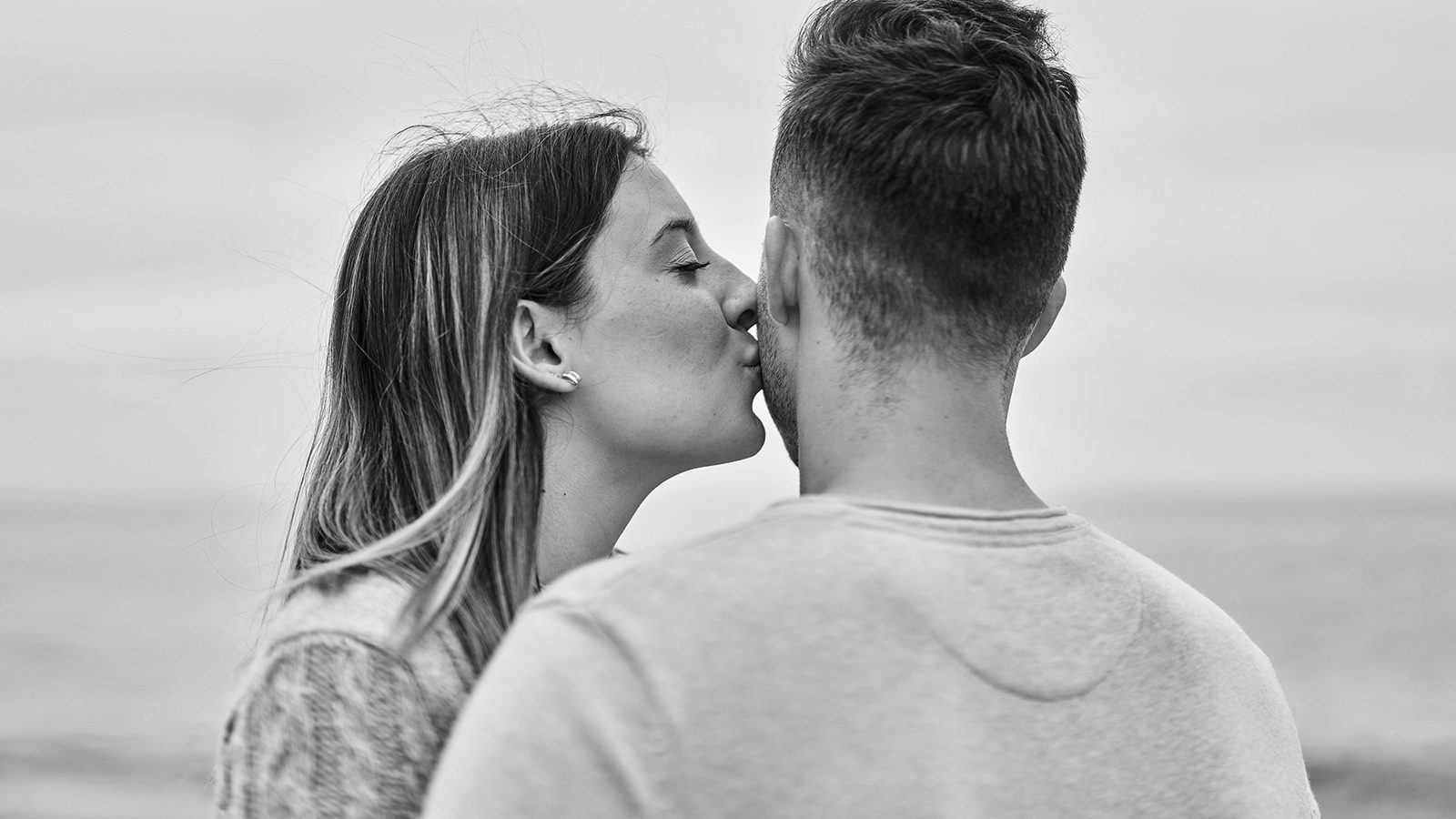 6 Things Women Do When They Want A Serious Relationship