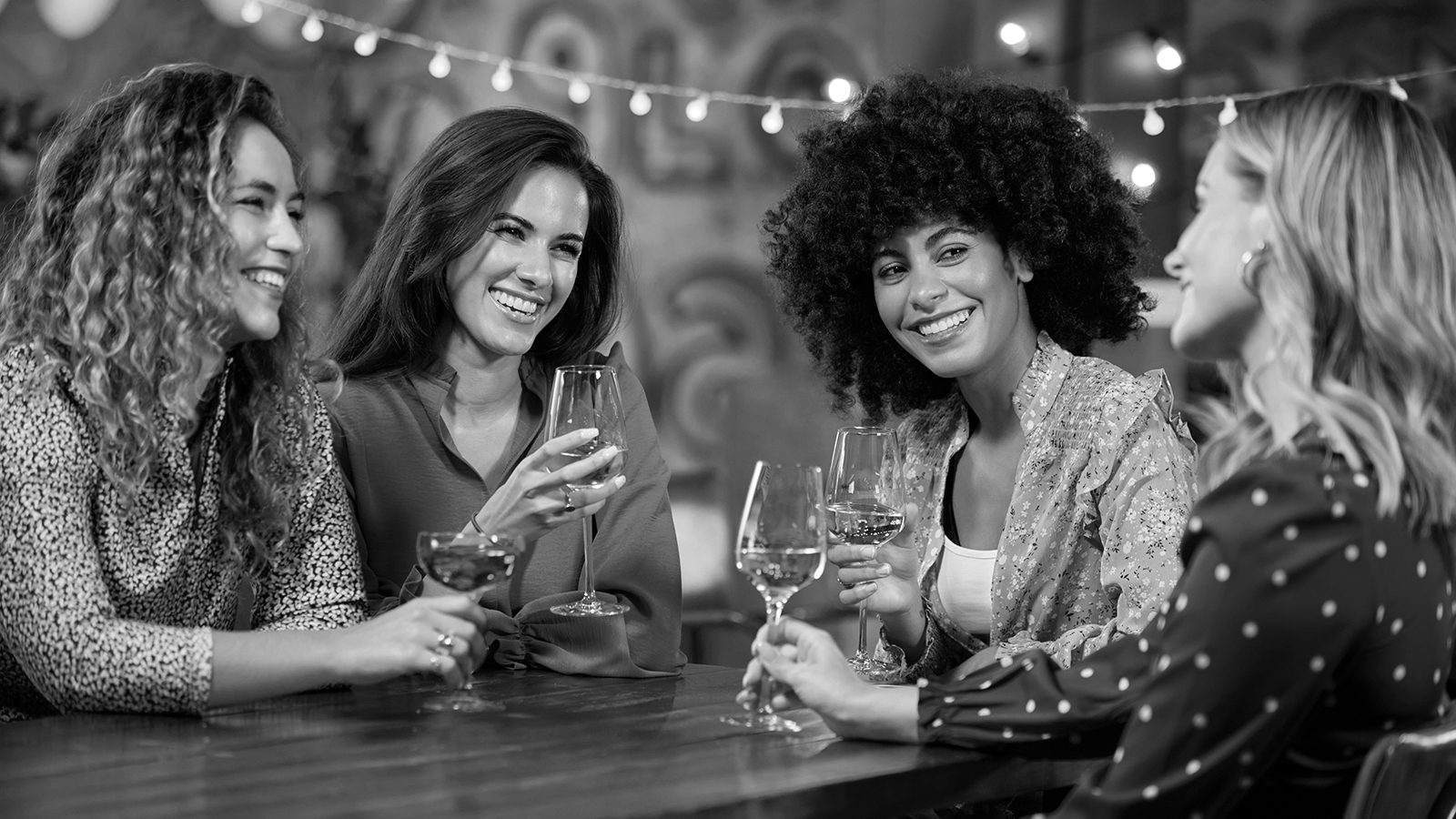 Science Explains Why Every Mom Needs a Girls Night Out