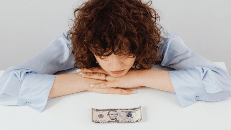 Financial Habits That Reduce Stress