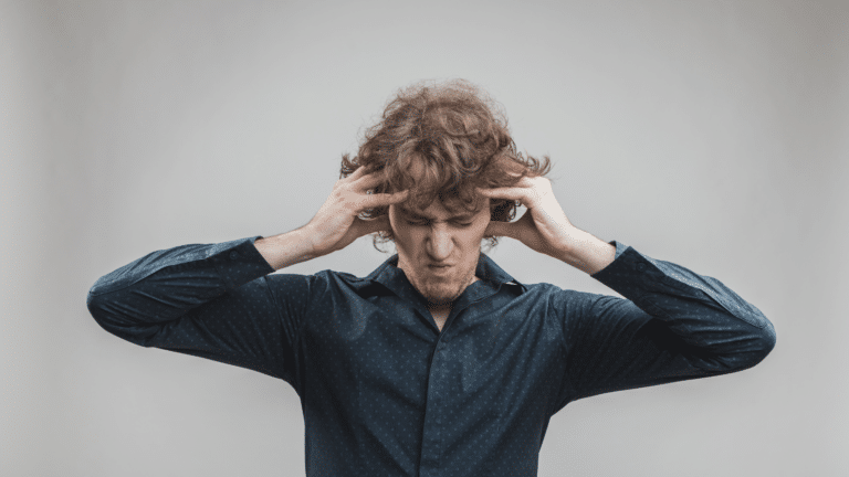 gratitude prompts that break negative thought loops
